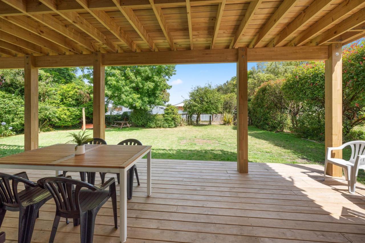 Waitahanui Lake House - Lake Taupo Holiday Home Exteriér fotografie